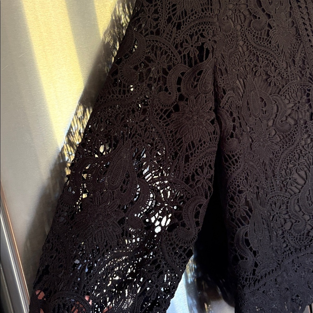 NWOTS!! Ultra Pink Women’s Black Lace Blouse. - Picture 5 of 7